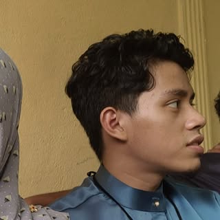 Muhammad Nu'man Hakim Bin Abdul Aziz